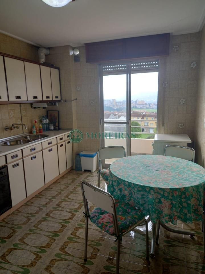 Kitchen of Flat for sale in Ourense Capital   with Heating, Furnished and Balcony