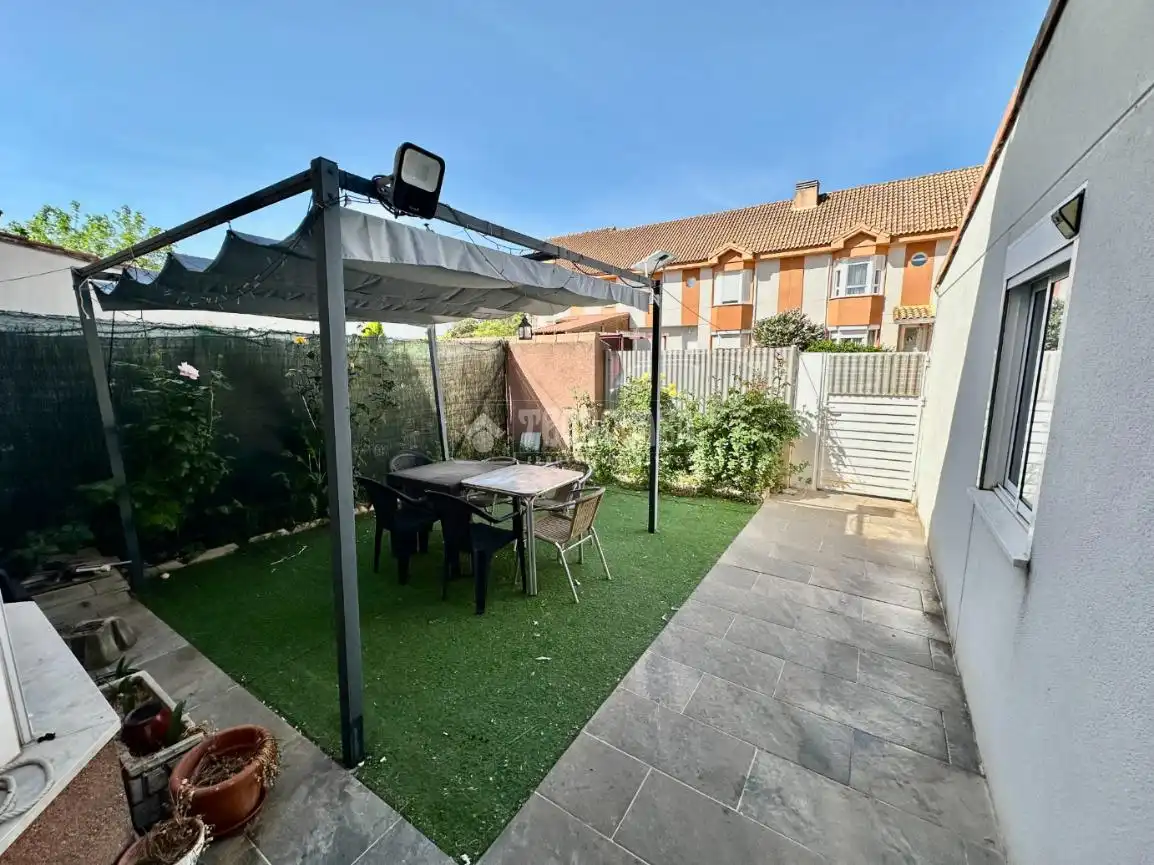 Jardín de Casa adosada en venta en Fontanar con Calefacción
