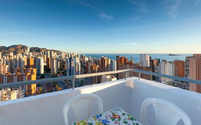 Bedroom of Flat for sale in Benidorm  with Air Conditioner and Terrace