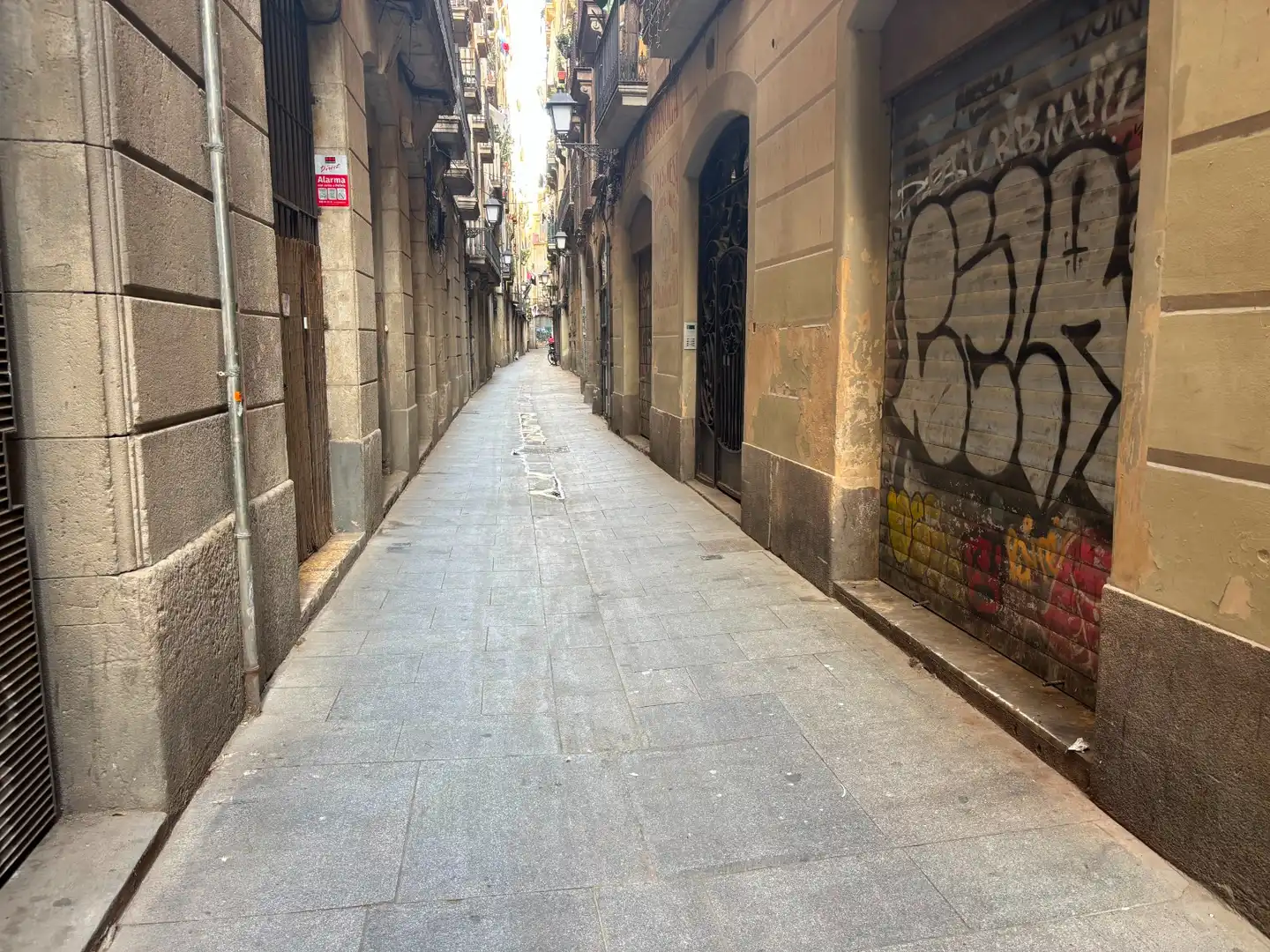 Business premises for transfer in Ciutat Vella, imagen 21
