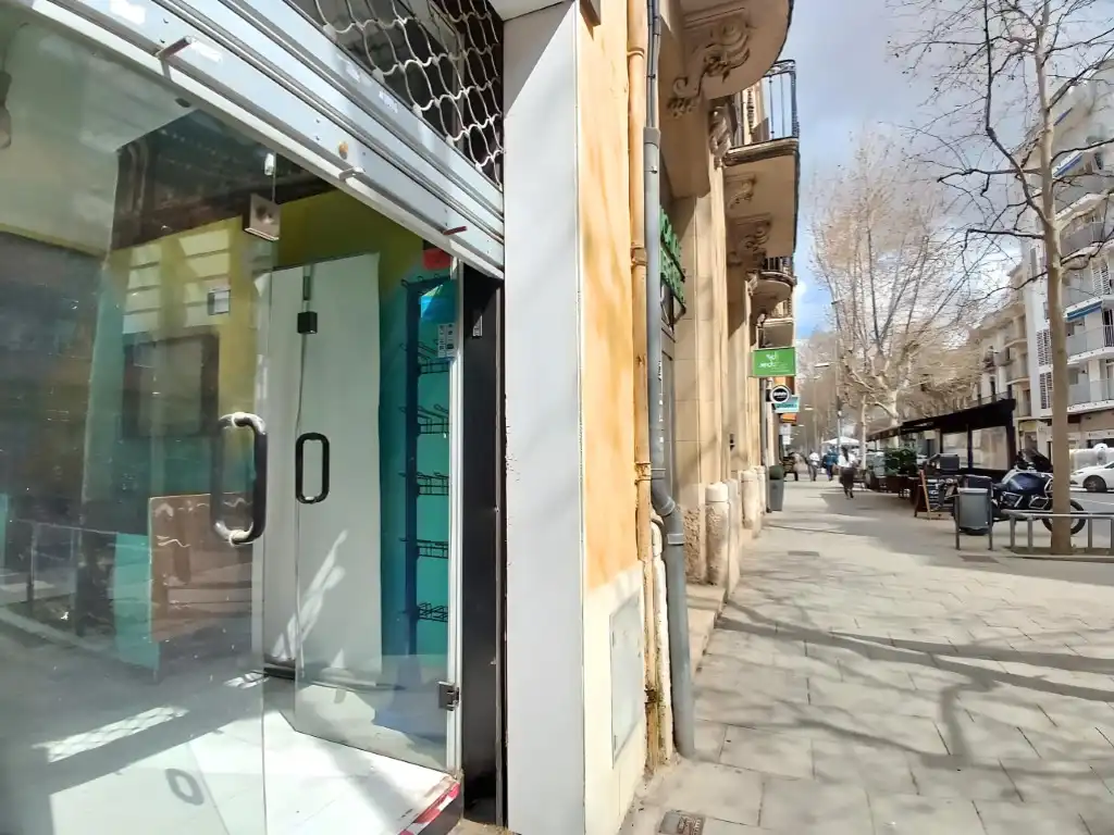 Business premises for sale in Avenida Barcelona, imagen 13
