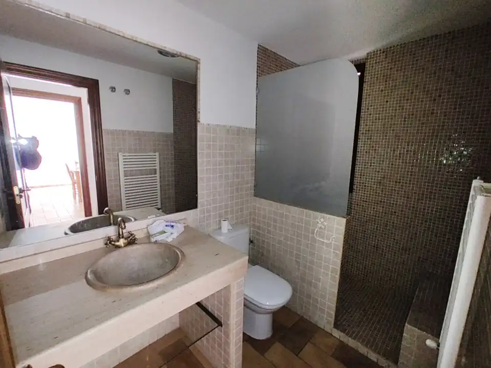 Bathroom of Flat for rent in Cenes de la Vega