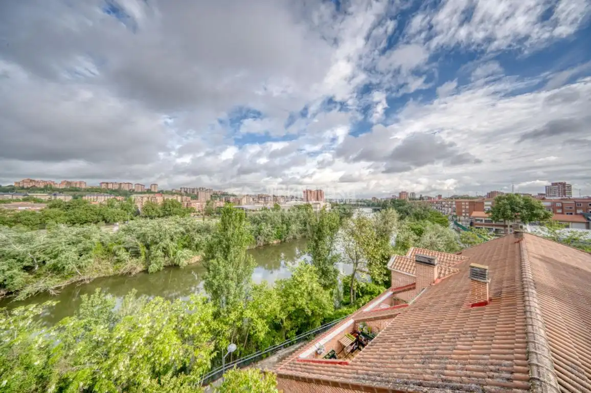 Vista exterior de Pis en venda en Valladolid