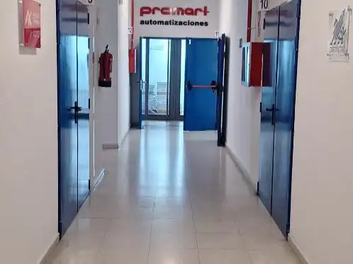 Office for rent in Madrid  with Air Conditioner