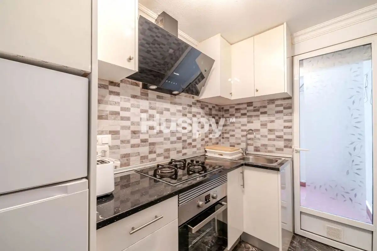 Kitchen of Flat for sale in Torrevieja  with Air Conditioner, Heating and Terrace