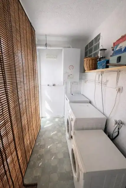 Bany de Pis en venda en Las Navas del Marqués  amb Calefacció, Terrassa i Traster