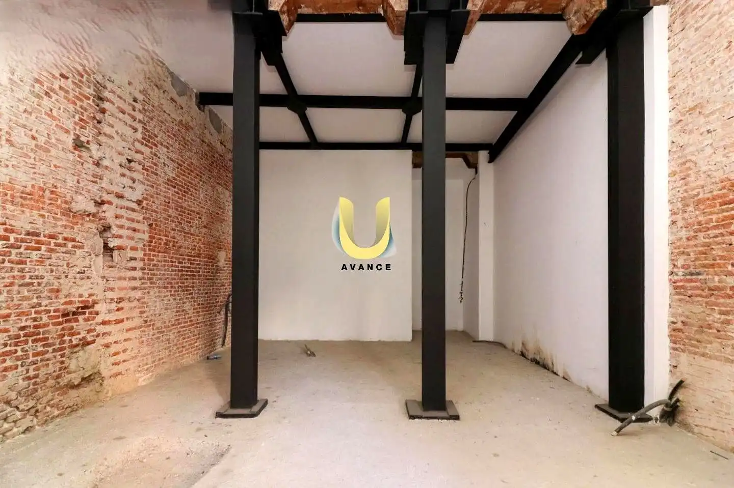 Geschaftsraum zur Miete in Los Cerros, Vicálvaro