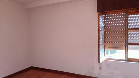 Foto 4 de Casa adosada en venda a Avenida de Barruelo, 6, Salinas de Pisuerga, Palencia