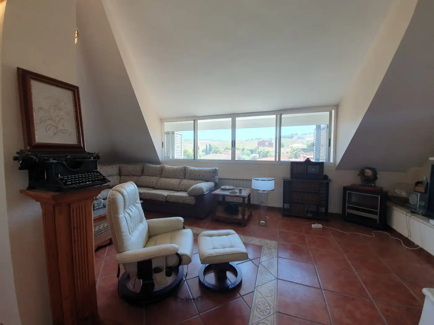 Sala de estar de Casa o chalet en venta en Chiva con Calefacción, Jardín privado y Terraza