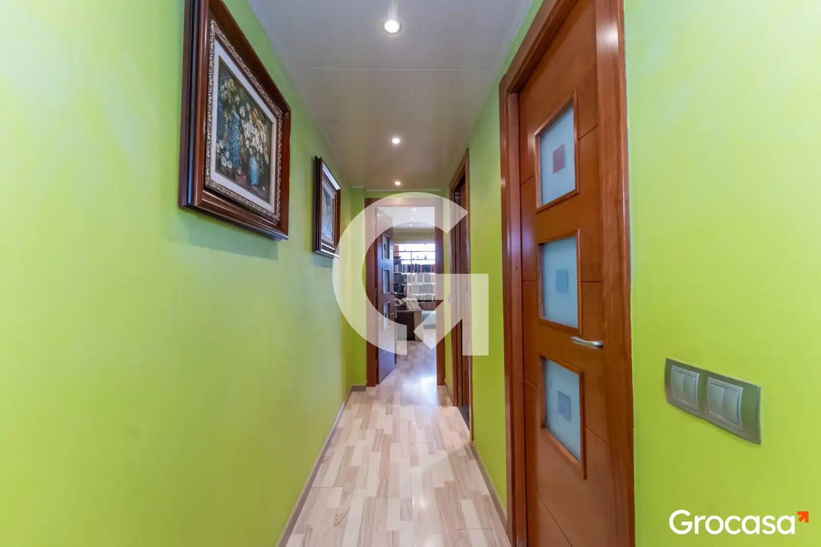 Piso en venta en Cornellà de Llobregat con Aire acondicionado, Calefacción y Terraza
