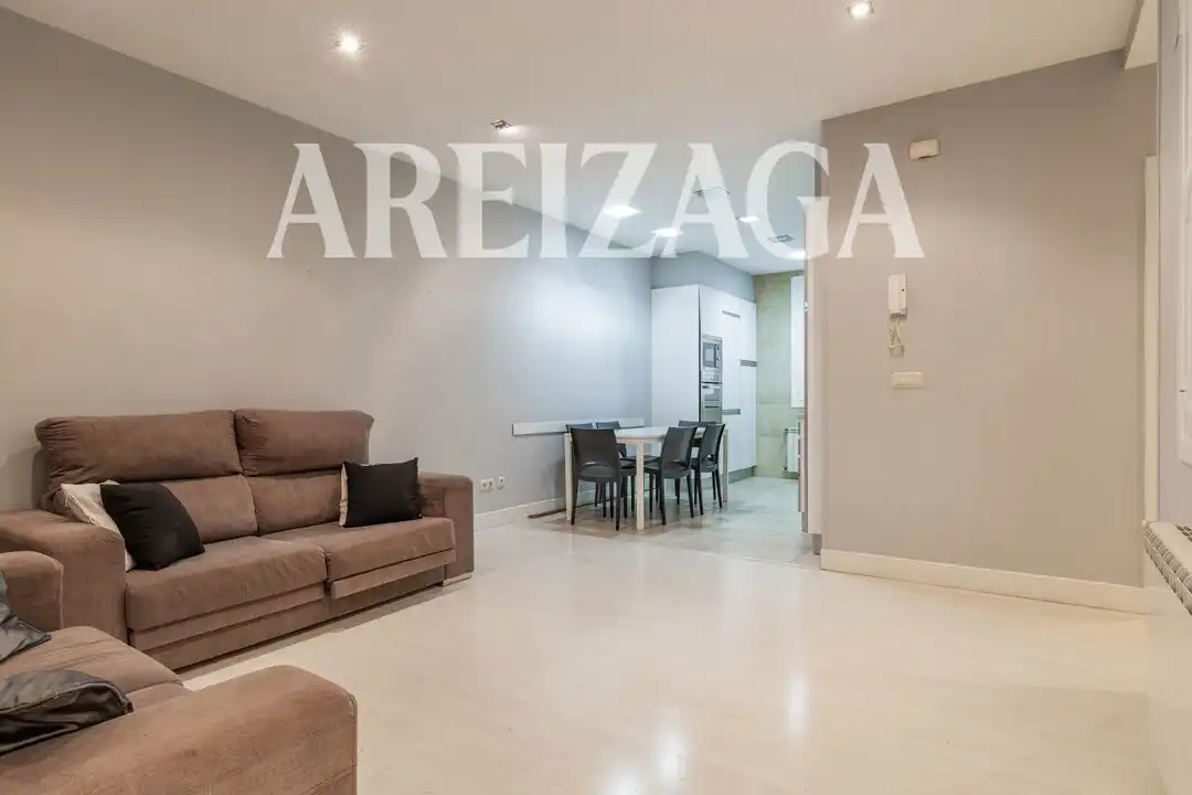 Piso en venta en Donostia - San Sebastián  con Calefacción
