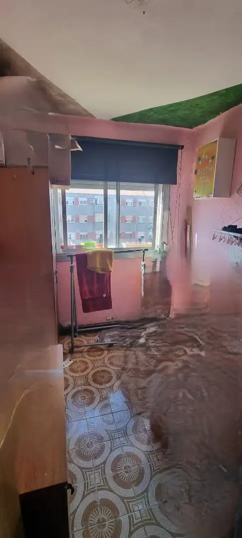 Piso en venta en Badalona con Calefacción, Horno y Alarma
