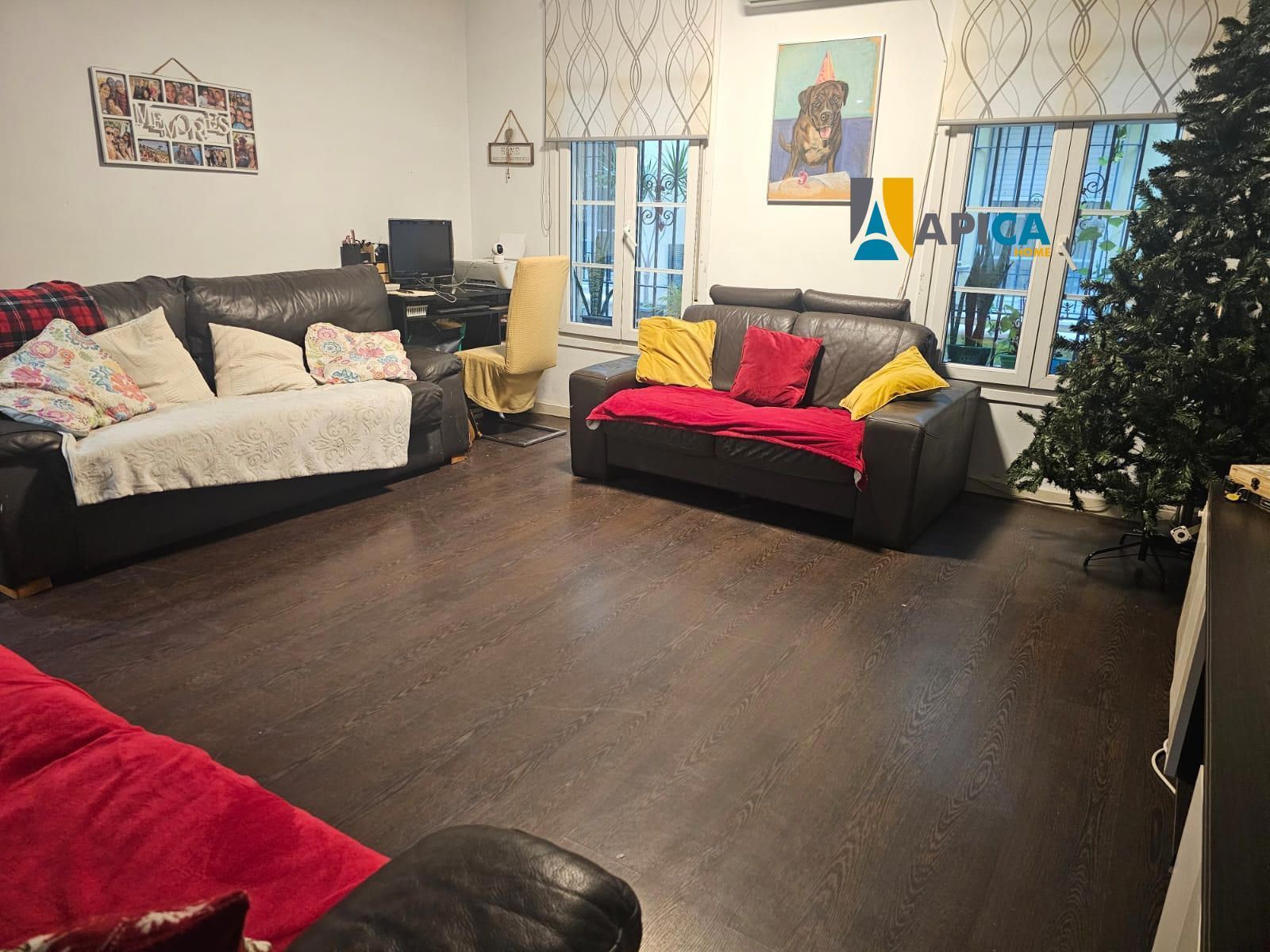 Living room of Single-family semi-detached for sale in La Línea de la Concepción  with Furnished