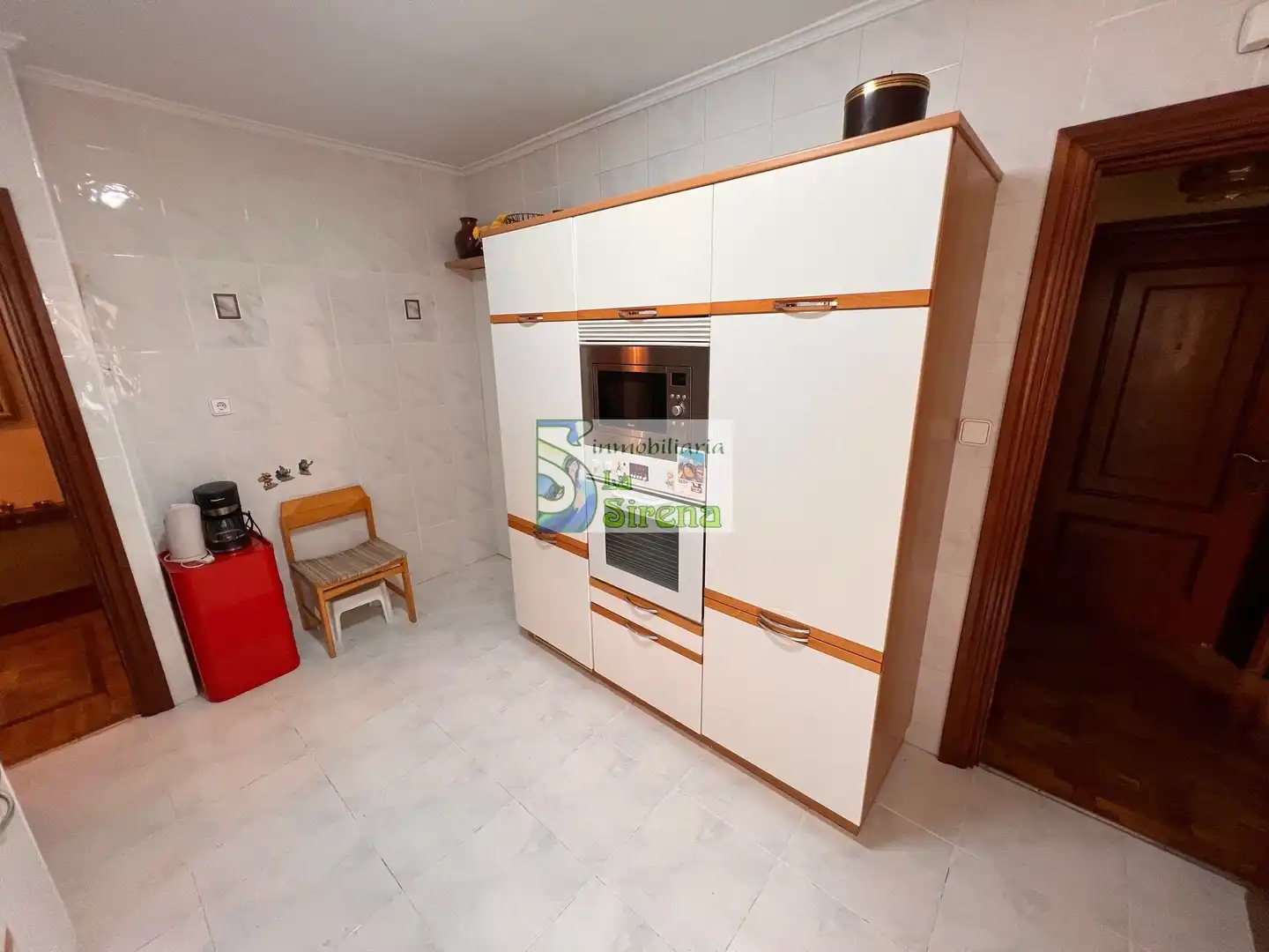 Cocina de Piso en venta en Castro-Urdiales con Calefacción, Terraza y Amueblado