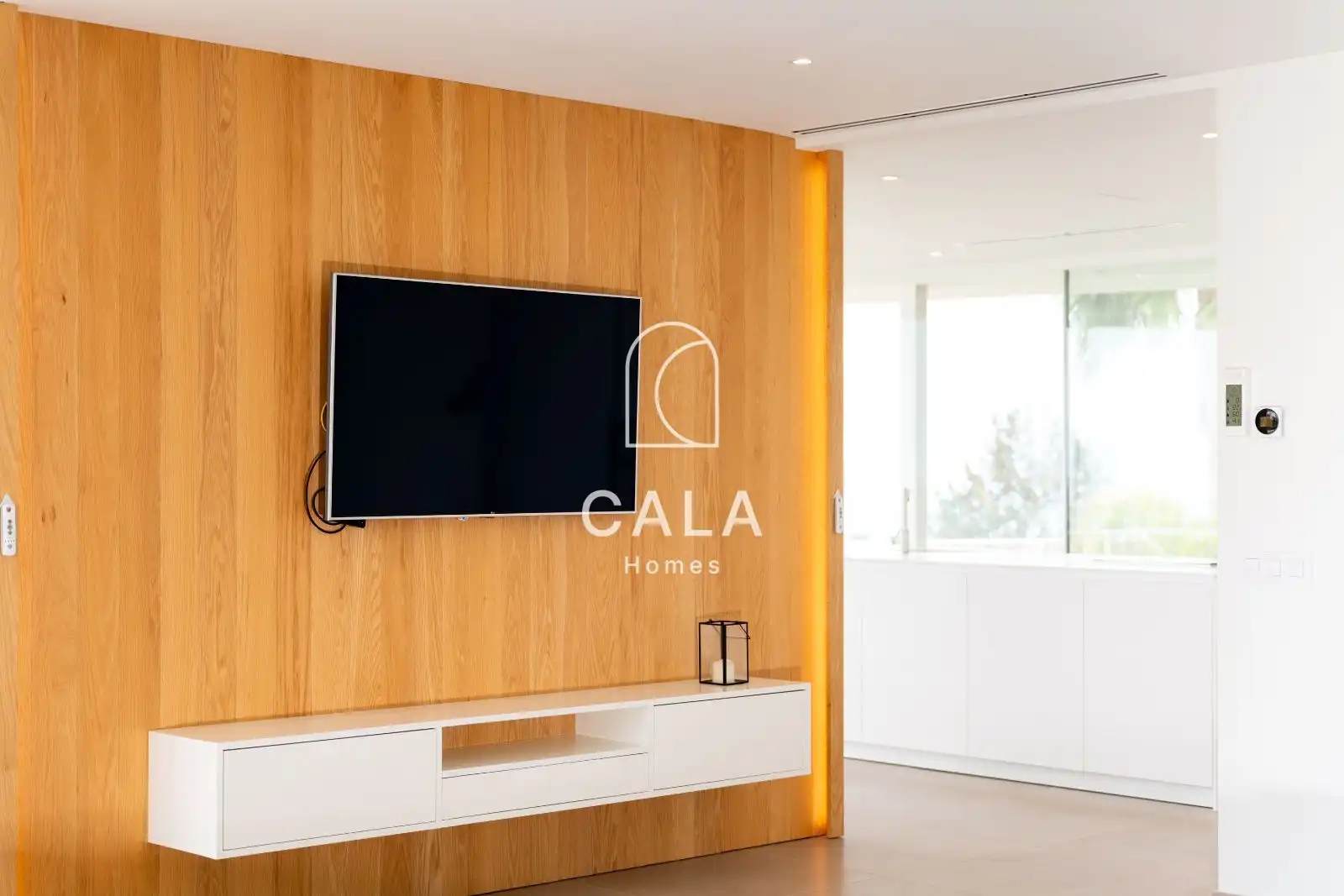 Sala d'estar de Casa o xalet en venda en Guía de Isora amb Aire condicionat, Calefacció i Terrassa
