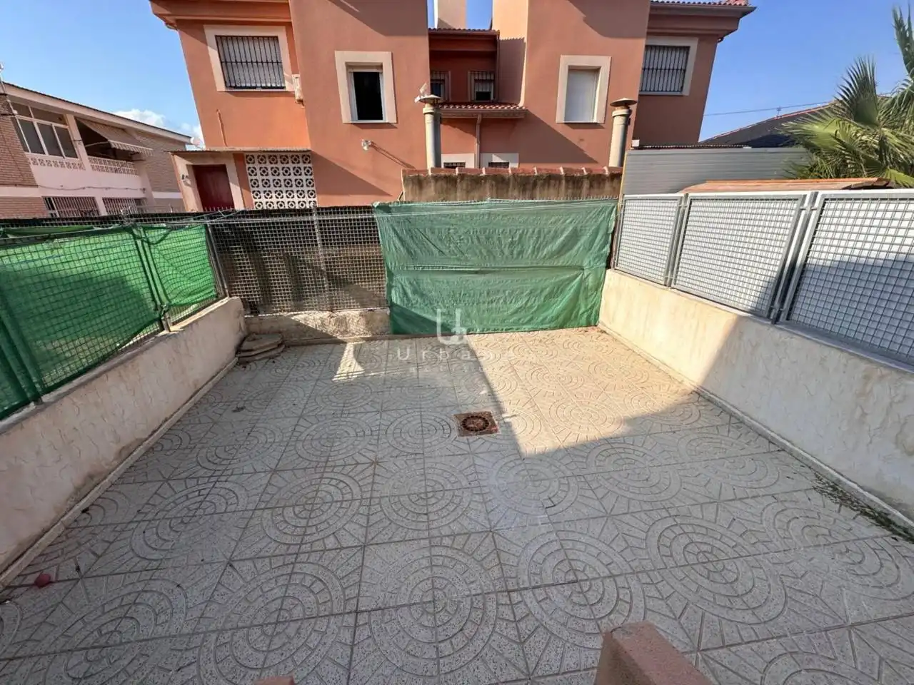 Adossat amb jardí en venda a Calle Pintor Inocencio Medina Vera 9, imagen 6
