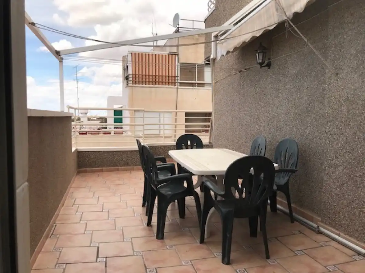 Flat for rent in Avenida de la universidad, 38, Altabix