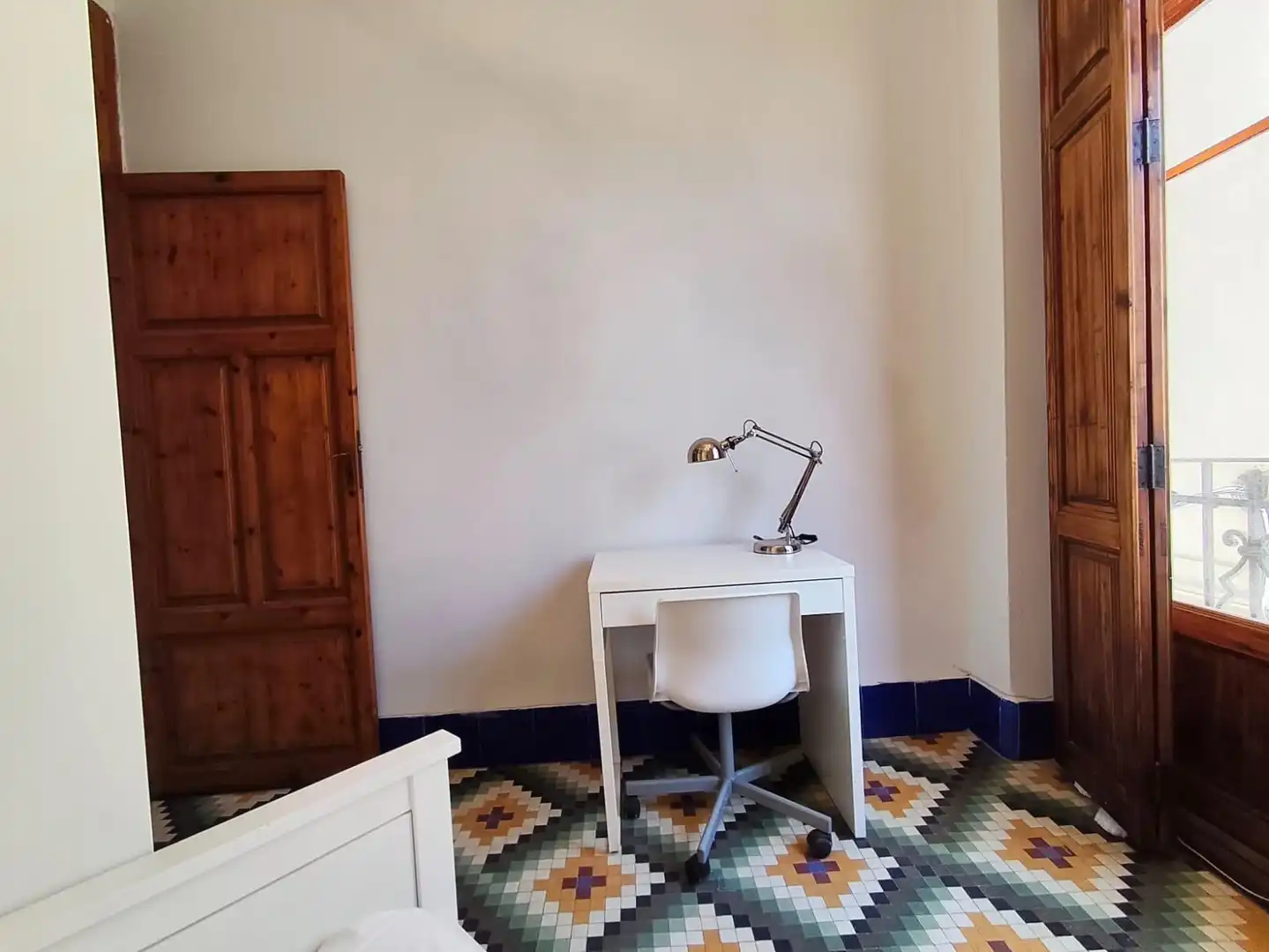 Schlafzimmer von Wohnung zur Miete in Valencia mit Klimaanlage, Heizung und Möbliert