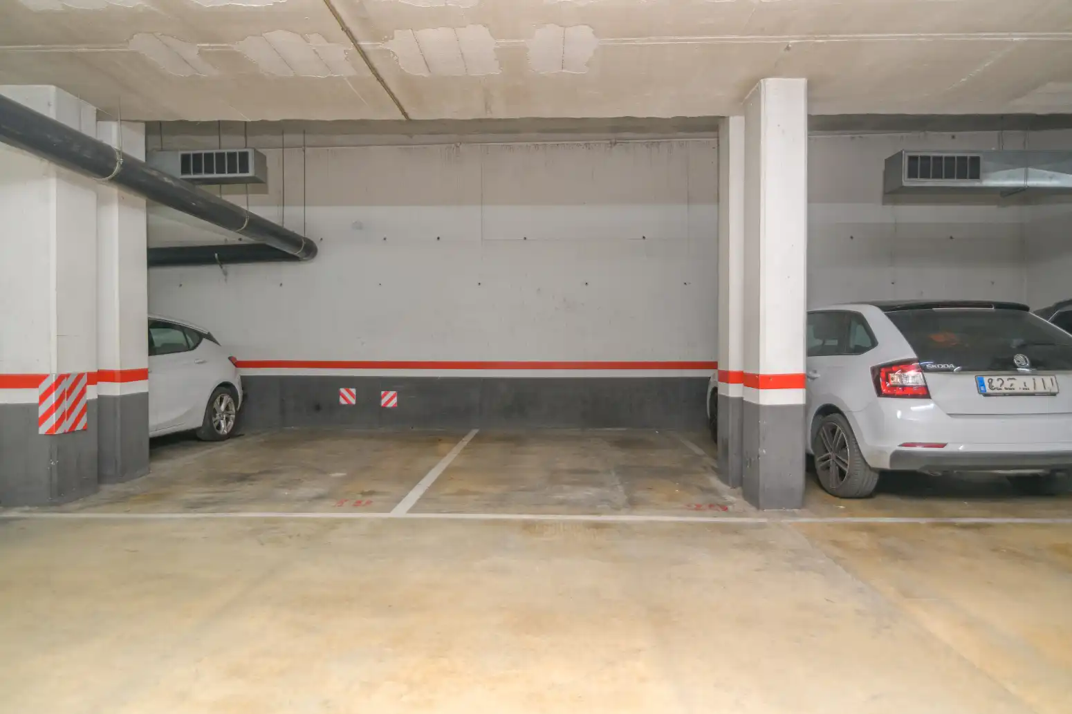 Parking de Piso en venta en Viladecans con Calefacción, Jardín privado y Parquet