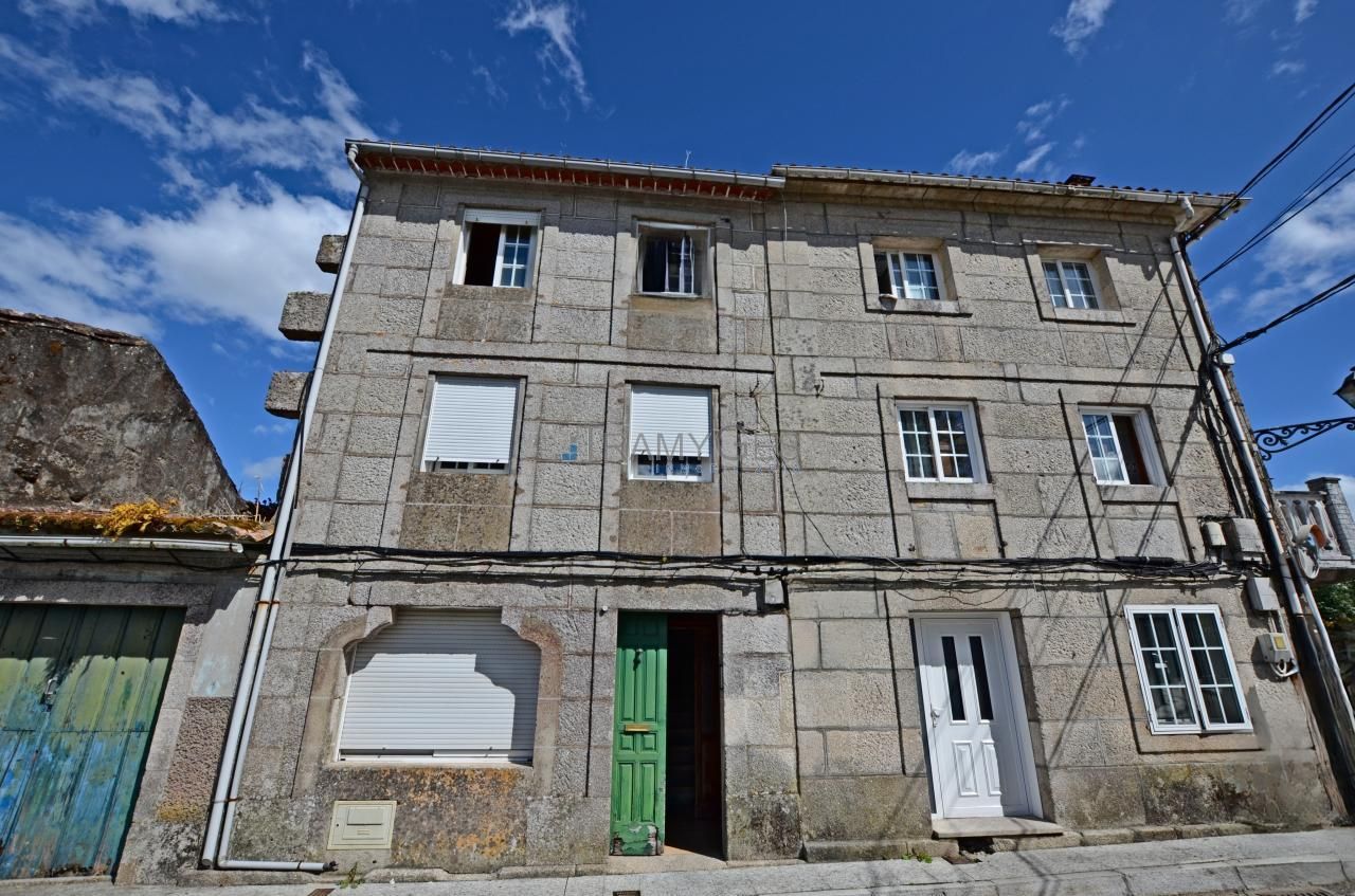 Single-family semi-detached for sale in ARRAIAL - SAN BARTOLOME, Tui
