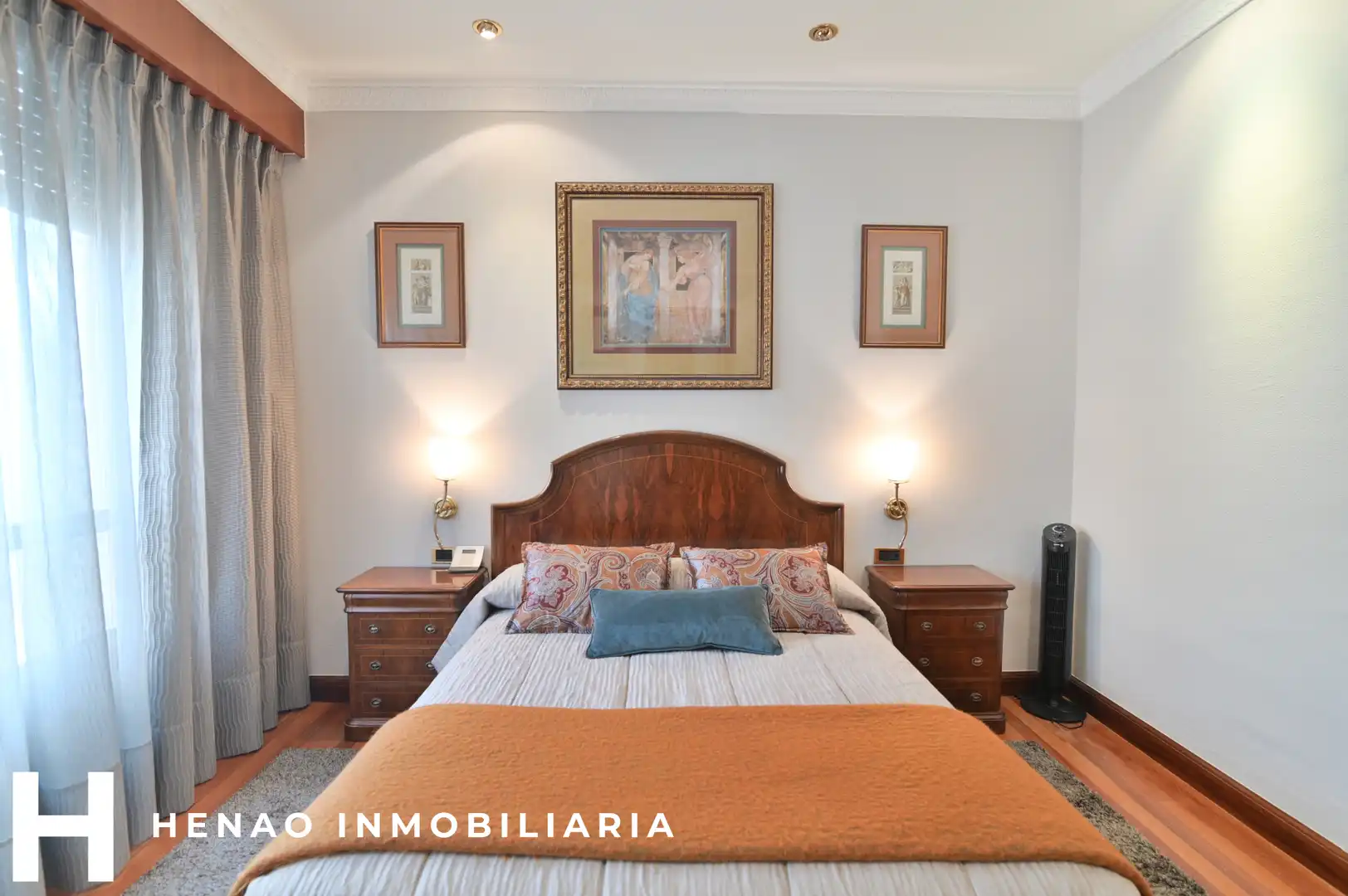 Bedroom of Flat for sale in Bilbao   with Heating, Parquet flooring and Terrace