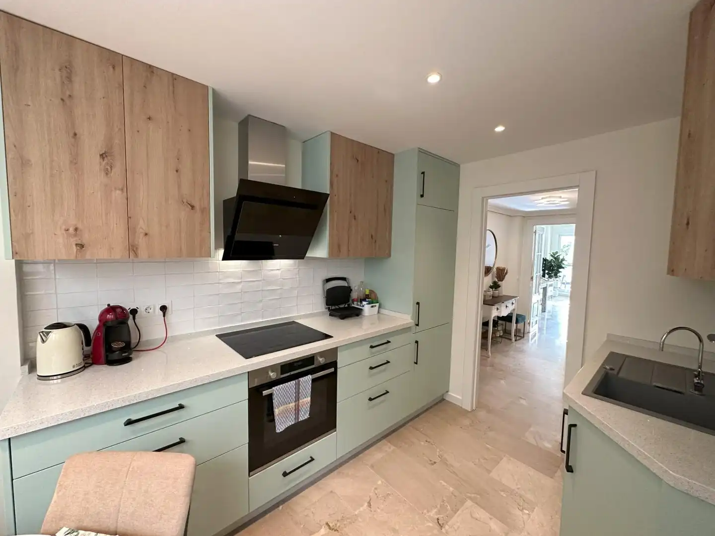 Kitchen of Flat for sale in Torremolinos  with Air Conditioner, Terrace and Community pool