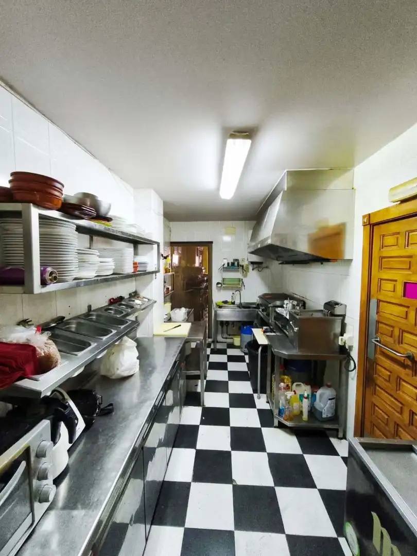 Business premises for transfer in El Perchel, imagen 10