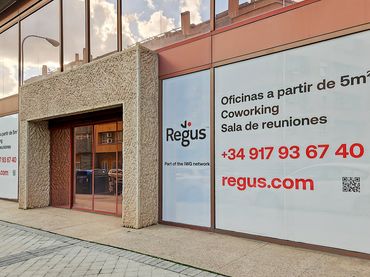 Oficina con ascensor en alquiler en Calle de Juan Ignacio Luca de Tena 1