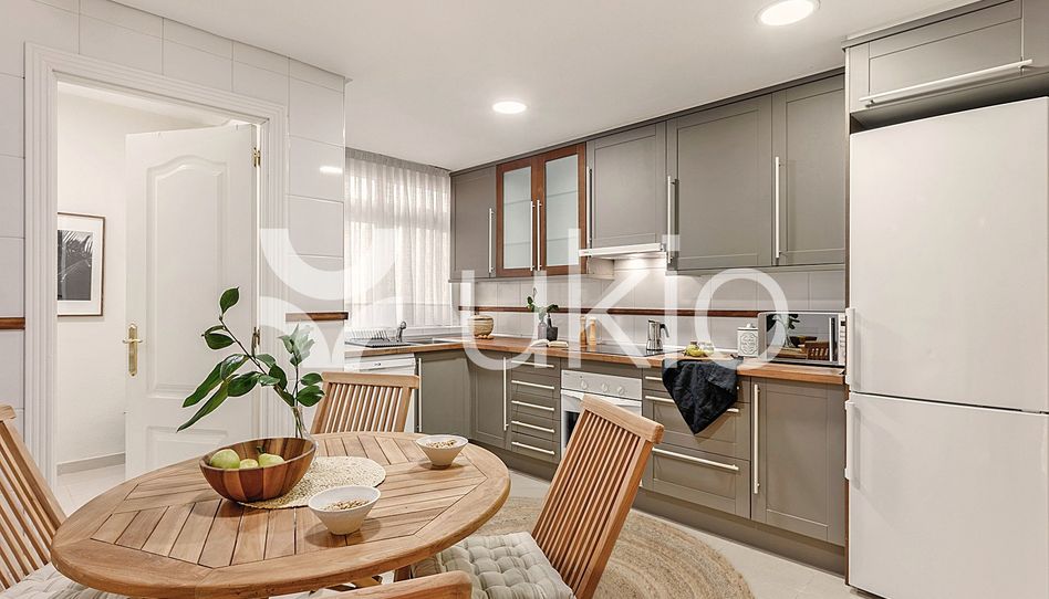 Apartamento de alquiler en Calle de Rafael Calvo, Almagro - Imagen 4