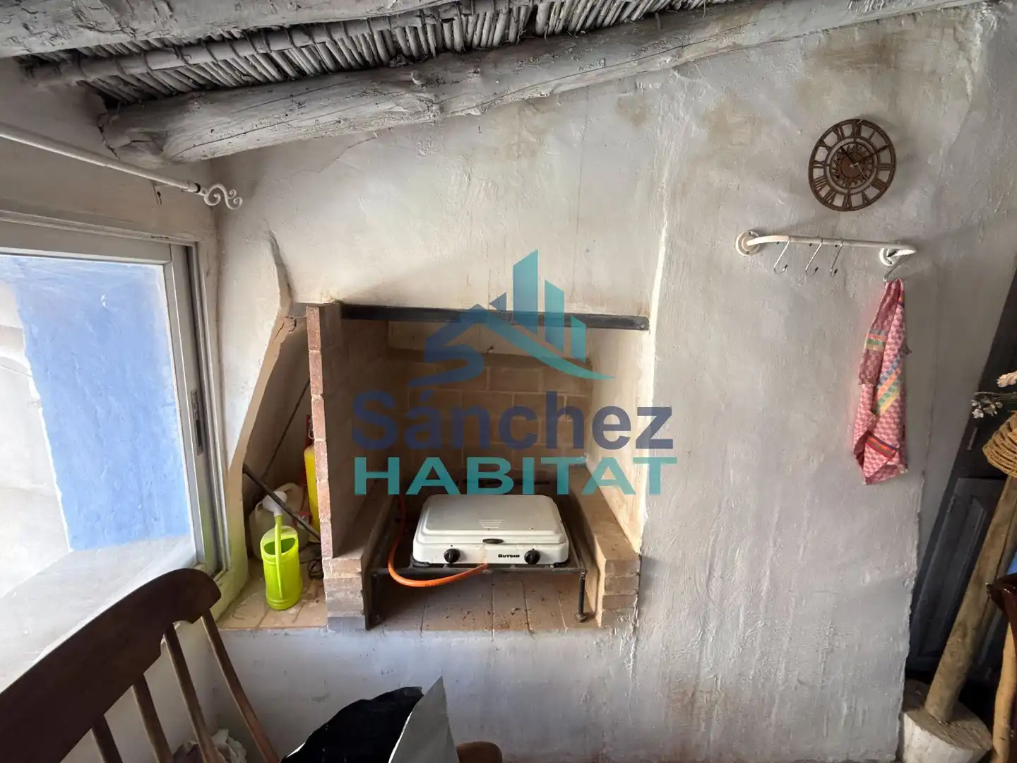 Finca rústica en venta en Chelva con Amueblado
