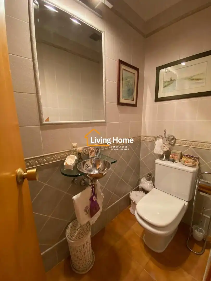 Bathroom of Houses for sale in Cambrils