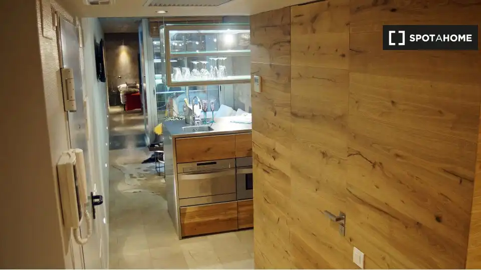 Flat with terrace to rent in Eixample, imagen 6