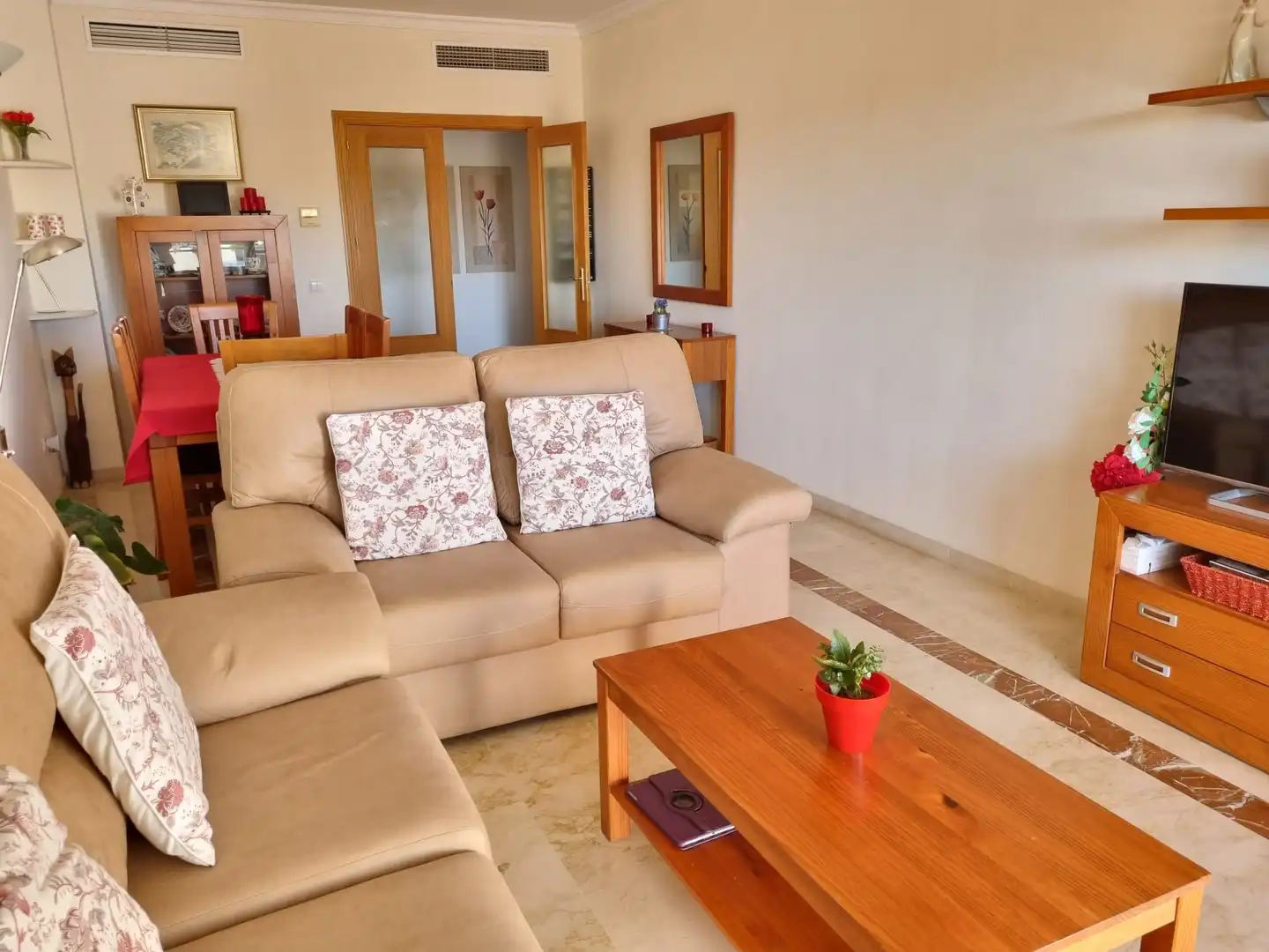 Apartamento con terraza en venta en Benahavís pueblo, imagen 2
