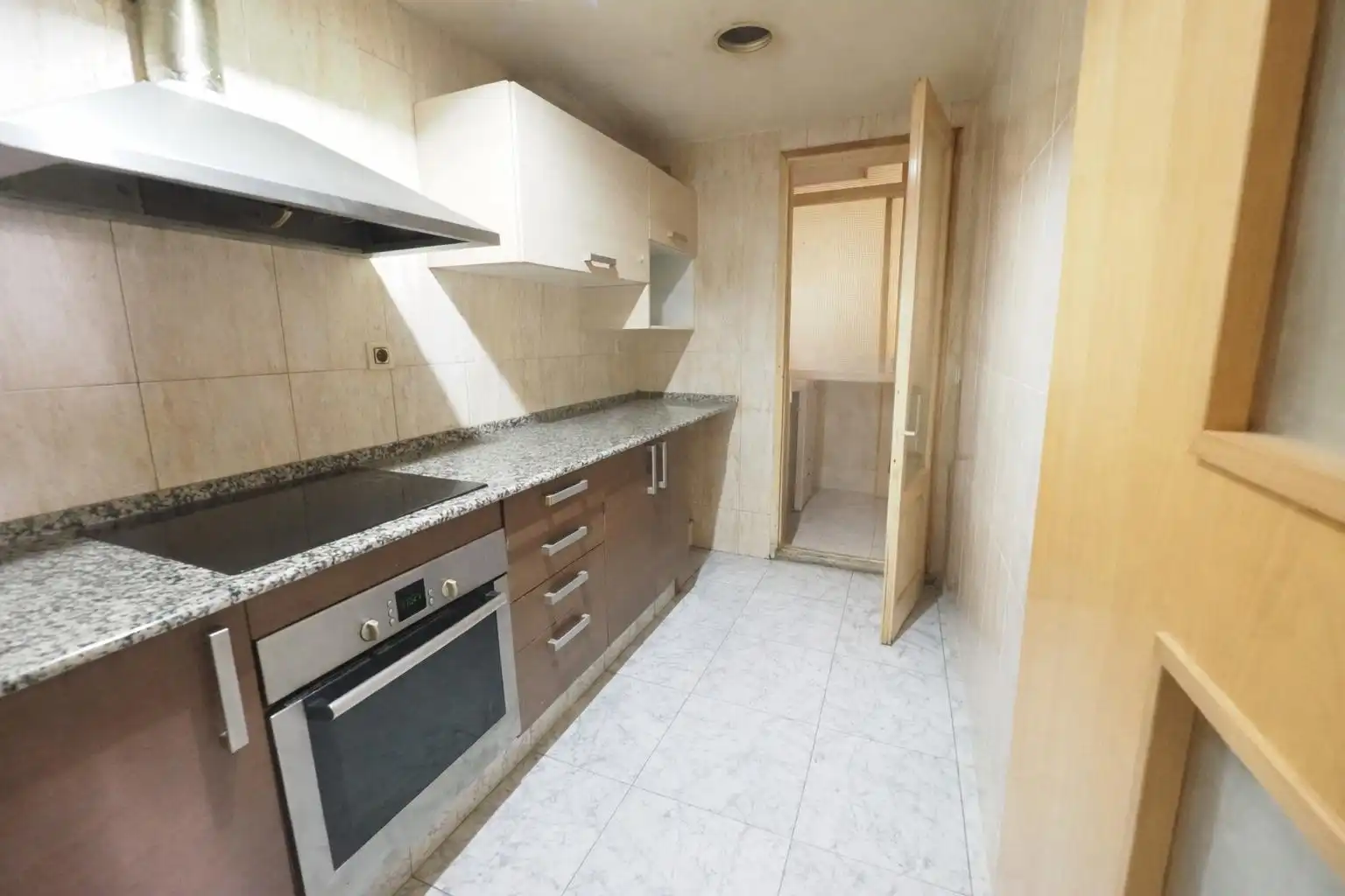 Kitchen of Flat for sale in Manresa  with Community pool