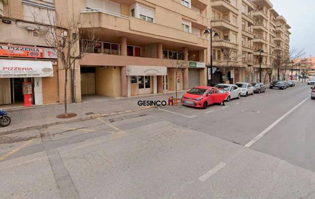 Local comercial en Alquiler en Avenida Almaig, 40 en Sant Josep - Zona Hospital