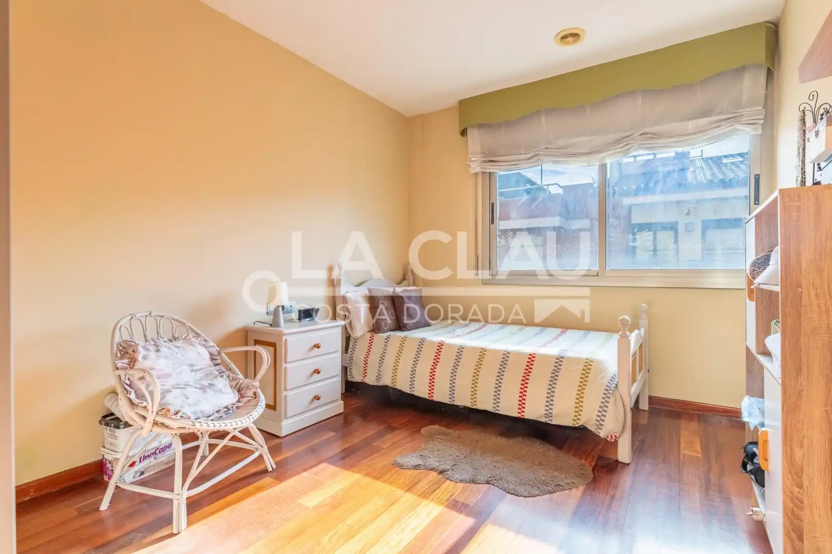 Schlafzimmer von Einfamilien-Reihenhaus zum Verkauf in Gavà mit Heizung