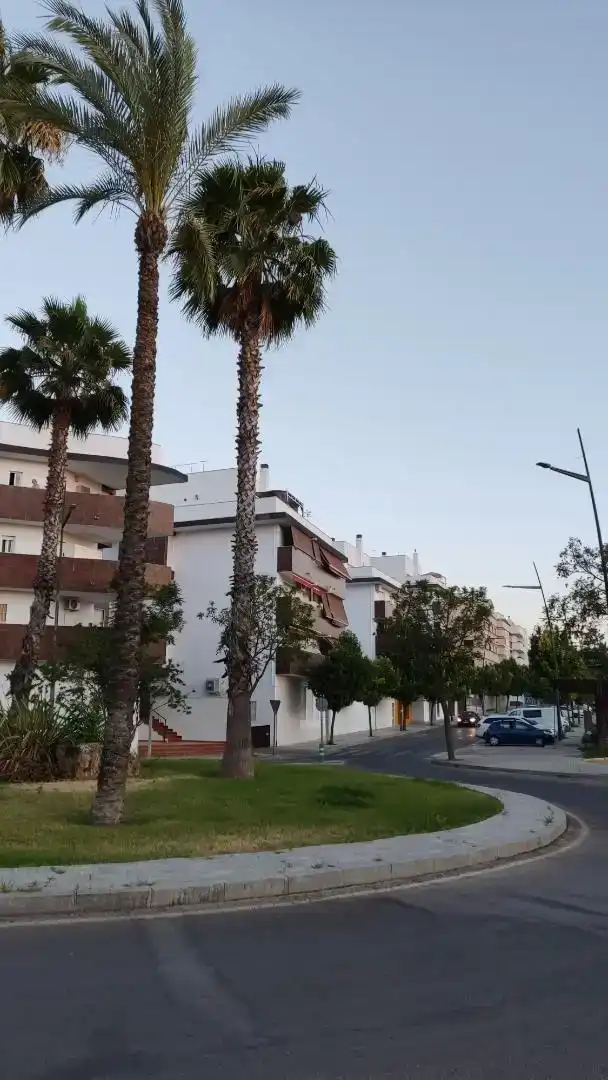 Vista exterior de Piso en venta en Lucena con Aire acondicionado, Piscina y Balcón