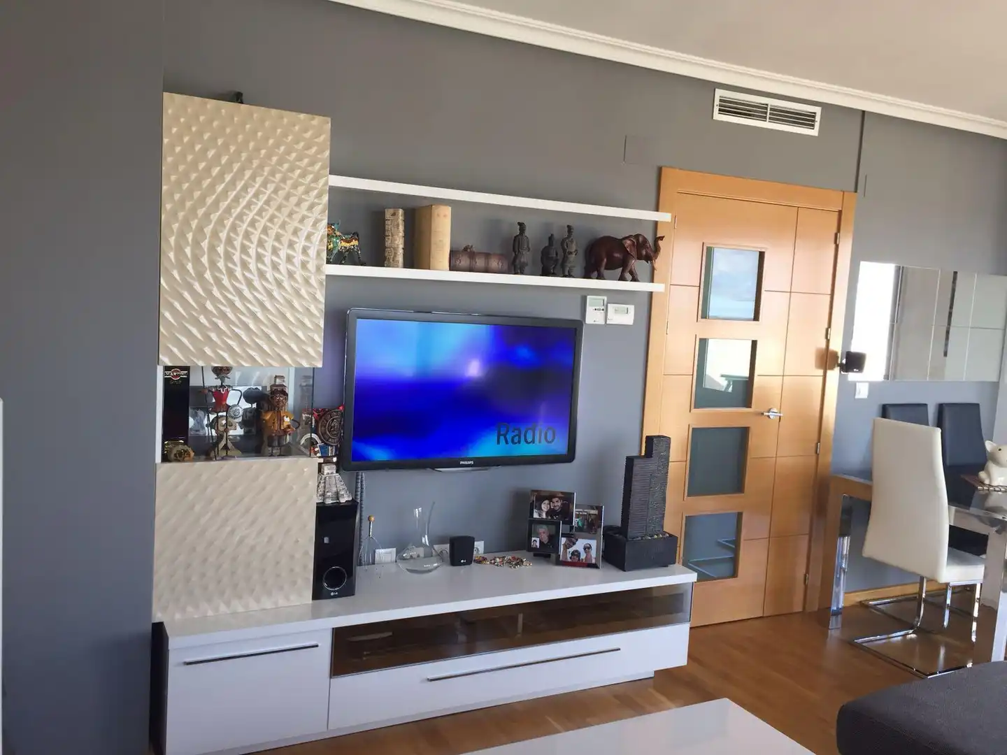 Sala d'estar de Àtic en venda en Albacete amb Aire condicionat, Parquet i Terrassa