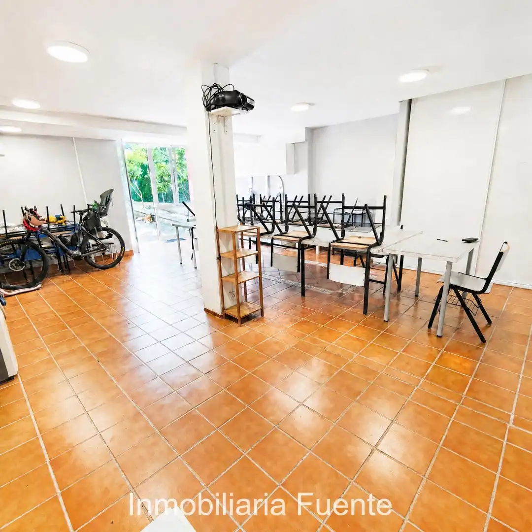 Einfamilien-Reihenhaus zum Verkauf in Muskiz mit Heizung, Privatgarten und Terrasse