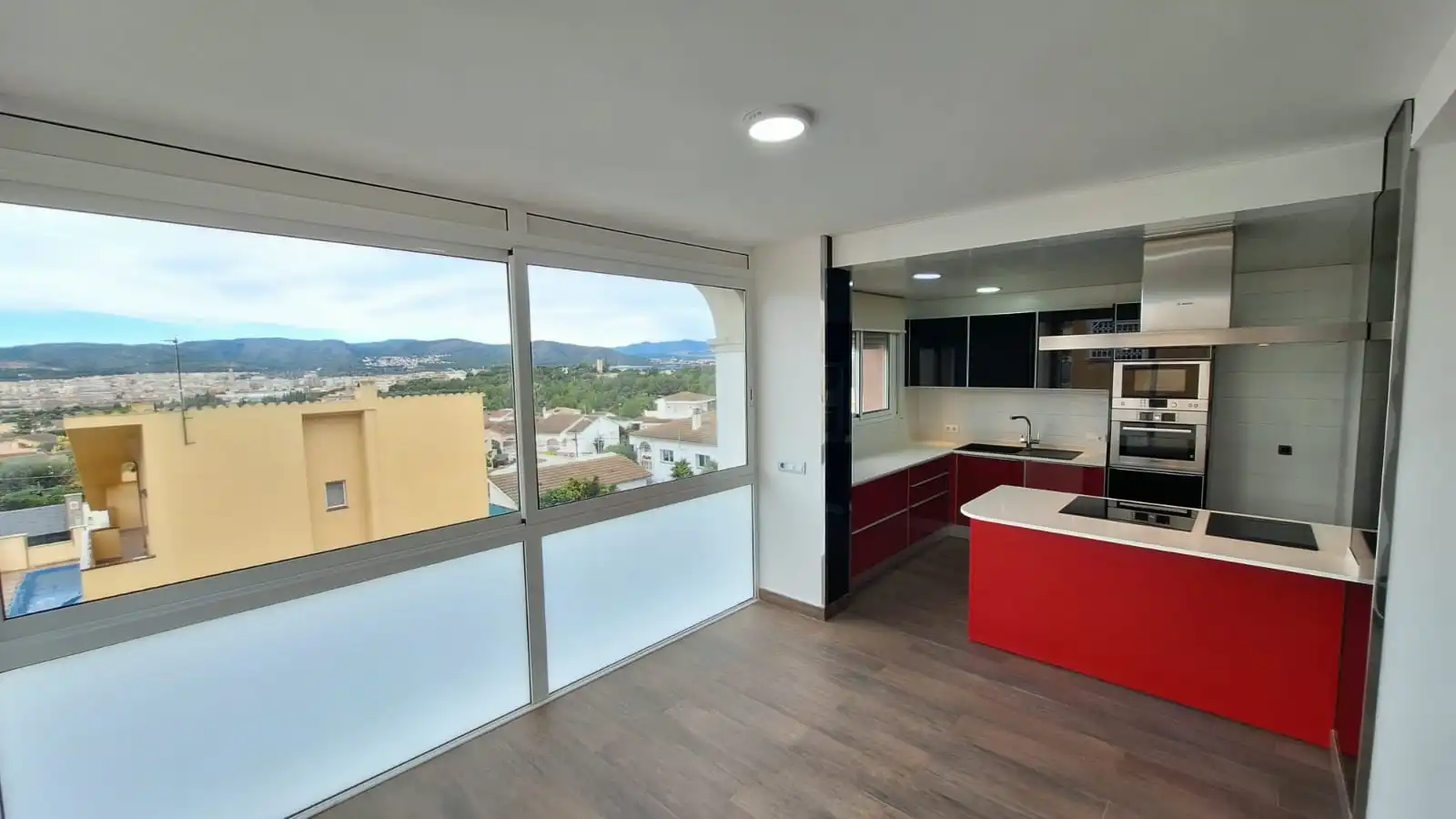 Cocina de Casa o chalet en venta en El Vendrell con Calefacción