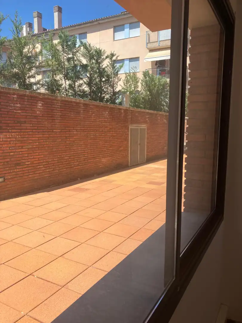 Büro zum Verkauf in Plaça Escultor Josep Clarà 7, imagen 17