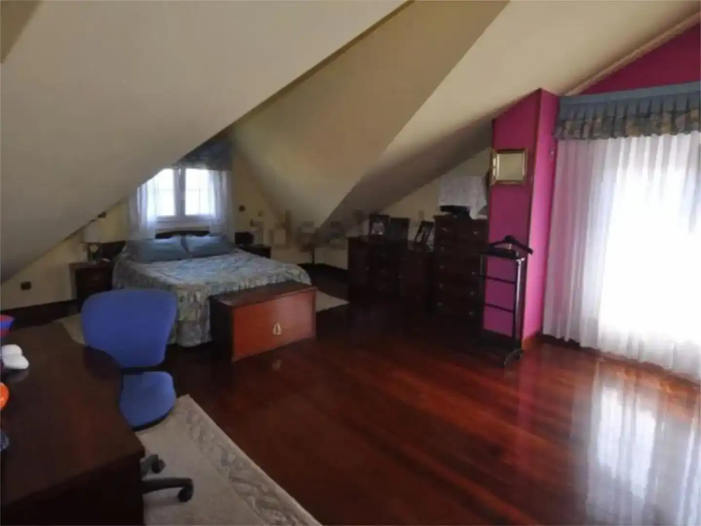 Schlafzimmer von Wohnung zum Verkauf in Castro-Urdiales mit Privatgarten, Schwimmbad und Möbliert