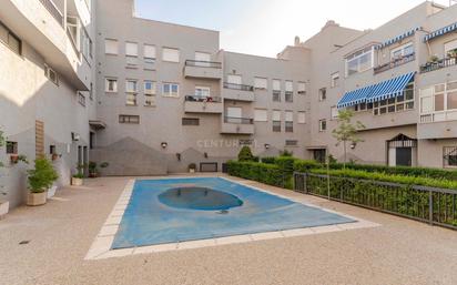Exterior view of Flat for sale in  Granada Capital  with Air Conditioner and Swimming Pool