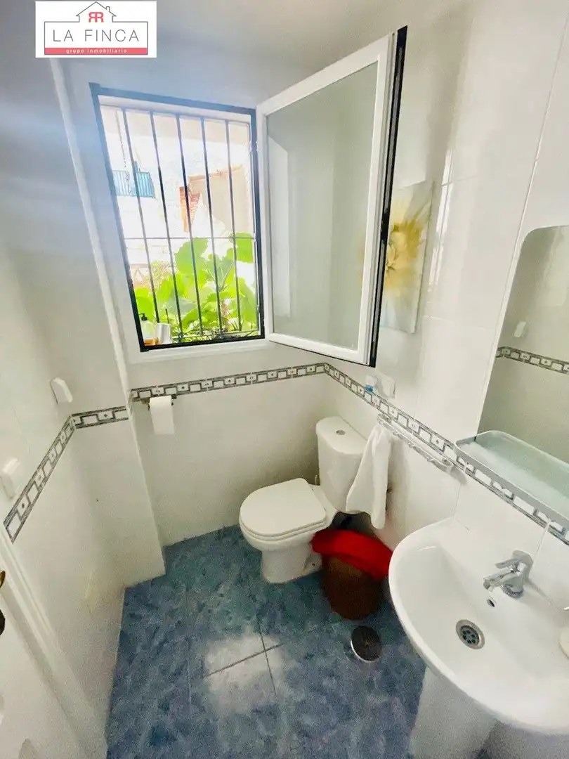 Bathroom of Detached homes for sale in Benalmádena  with Air Conditioner, Terrace and Storage room