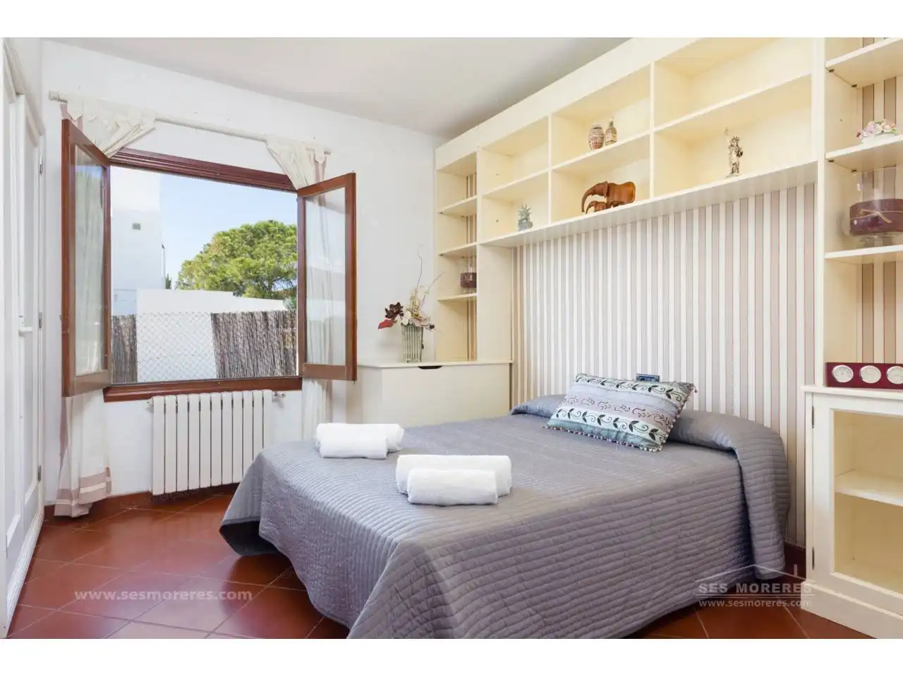 Chalet con piscina en venta en Cala en Blanes, imagen 13
