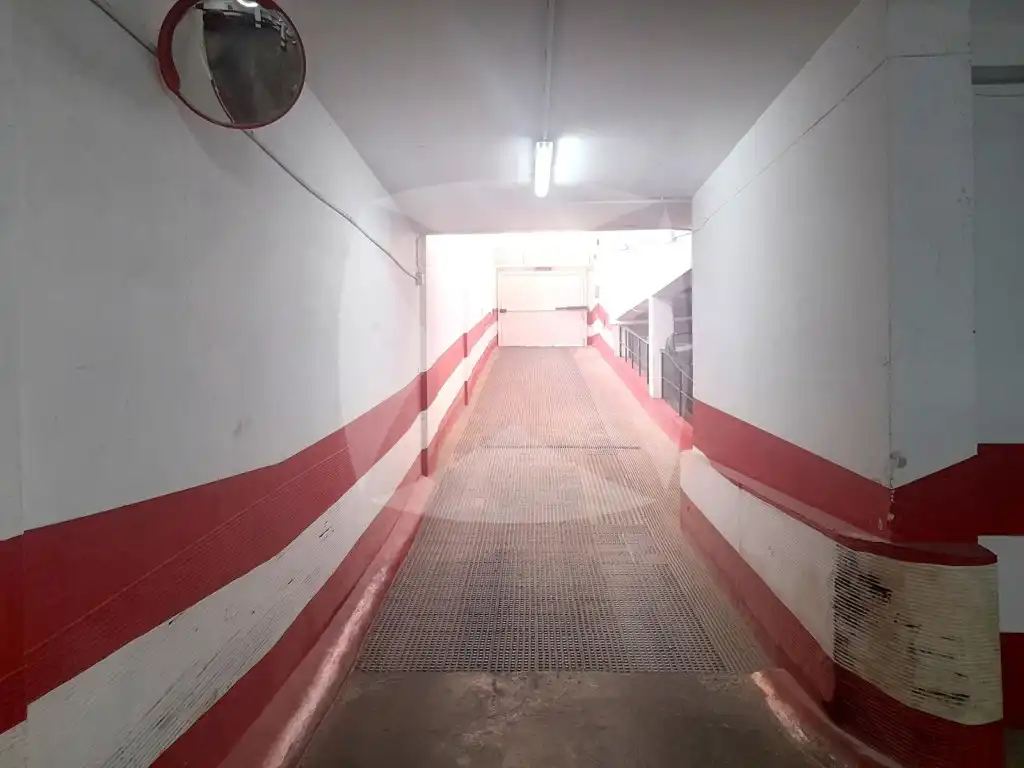 Piso con ascensor en venta en Avenida Santa Marina, imagen 46