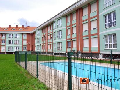 Außenansicht von Wohnung zum verkauf in Bárcena de Cicero mit Balkon