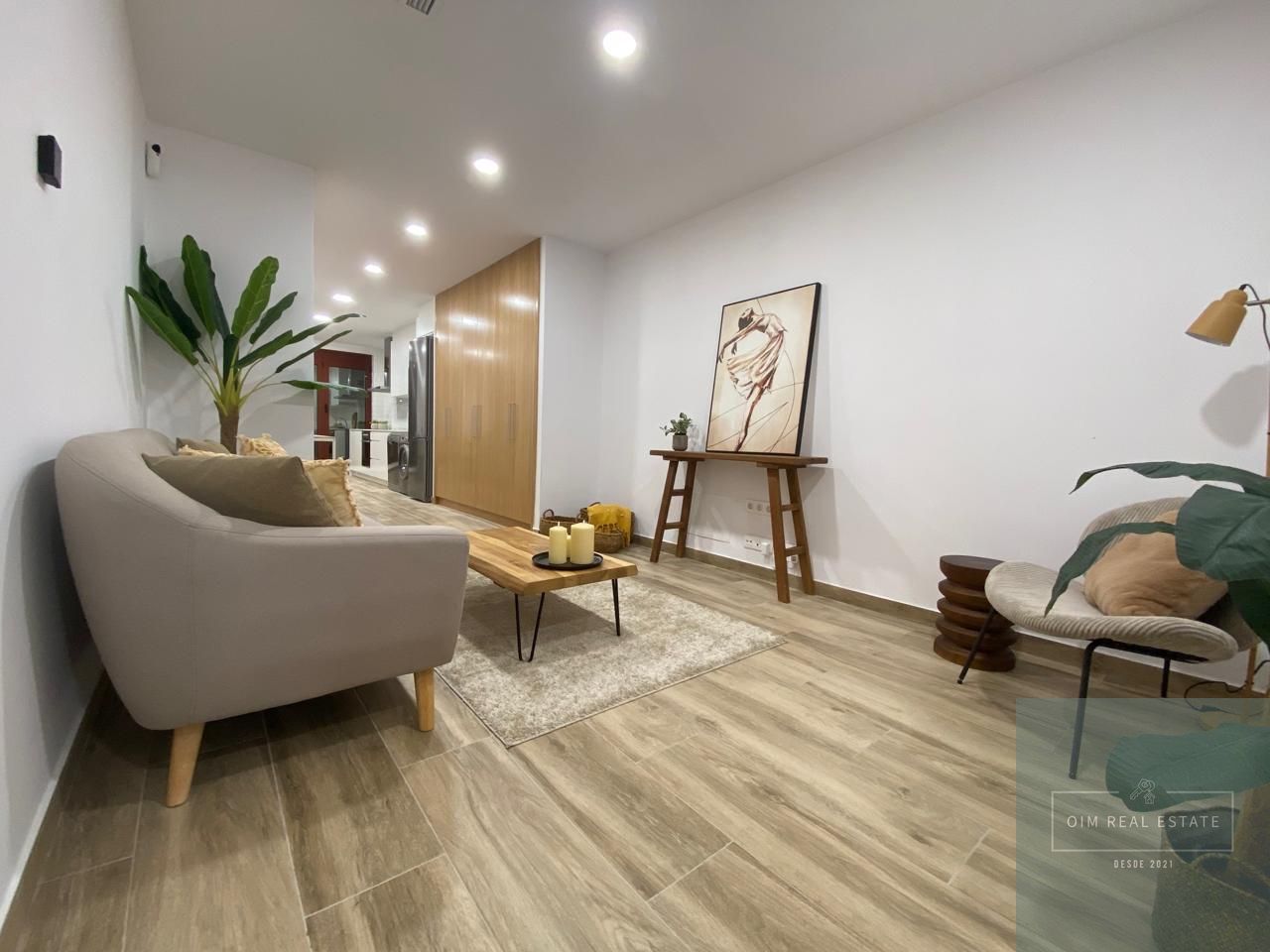 Sala d'estar de Estudi en venda en  Barcelona Capital amb Aire condicionat, Terrassa i Traster