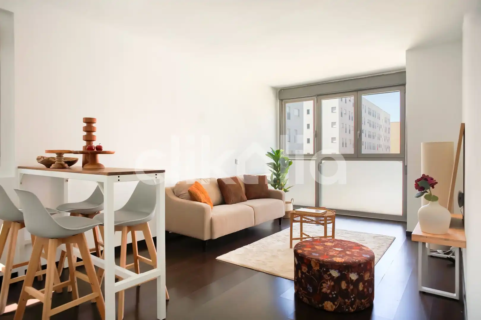 Sala de estar de Piso en venta en Torrejón de Ardoz con Calefacción, Trastero y Piscina