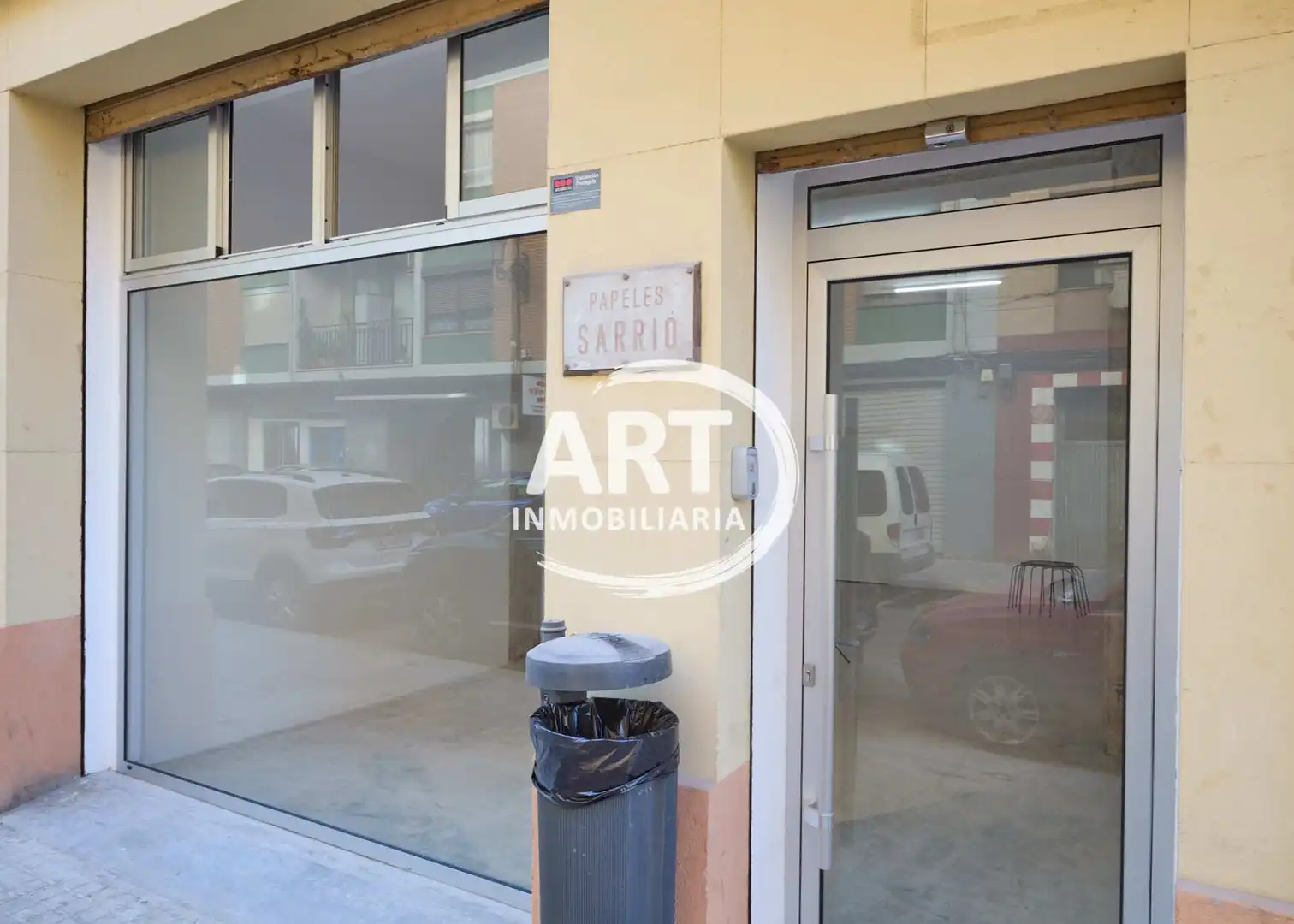 Vista exterior de Local en venta en Valencia